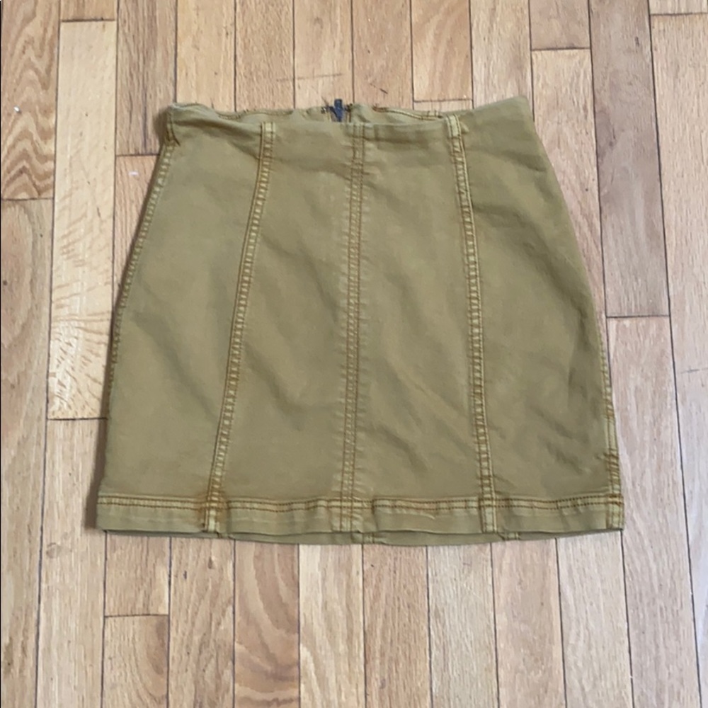 Free People size 8 mini skirt